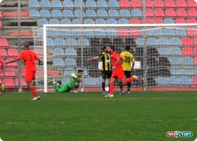 היתרון. גרינברג כובש וחוגג (שקד מורג)